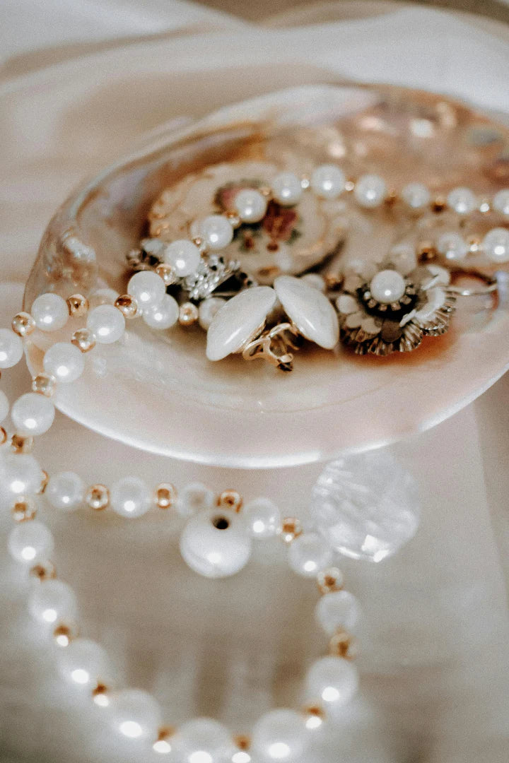 Why Estate Jewellery Offers Better Value Than Buying New