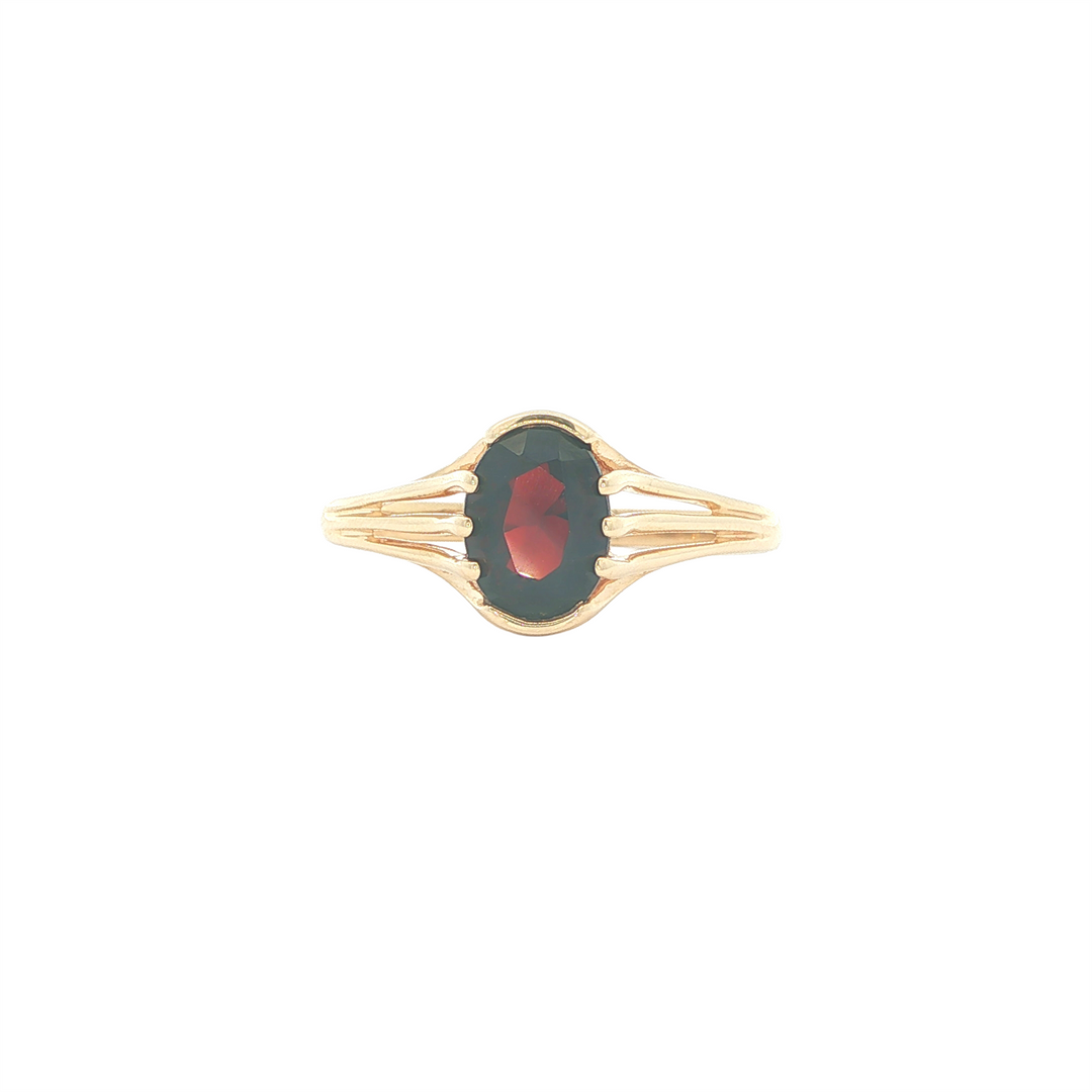 10K Yellow Gold Garnet Estate Ring