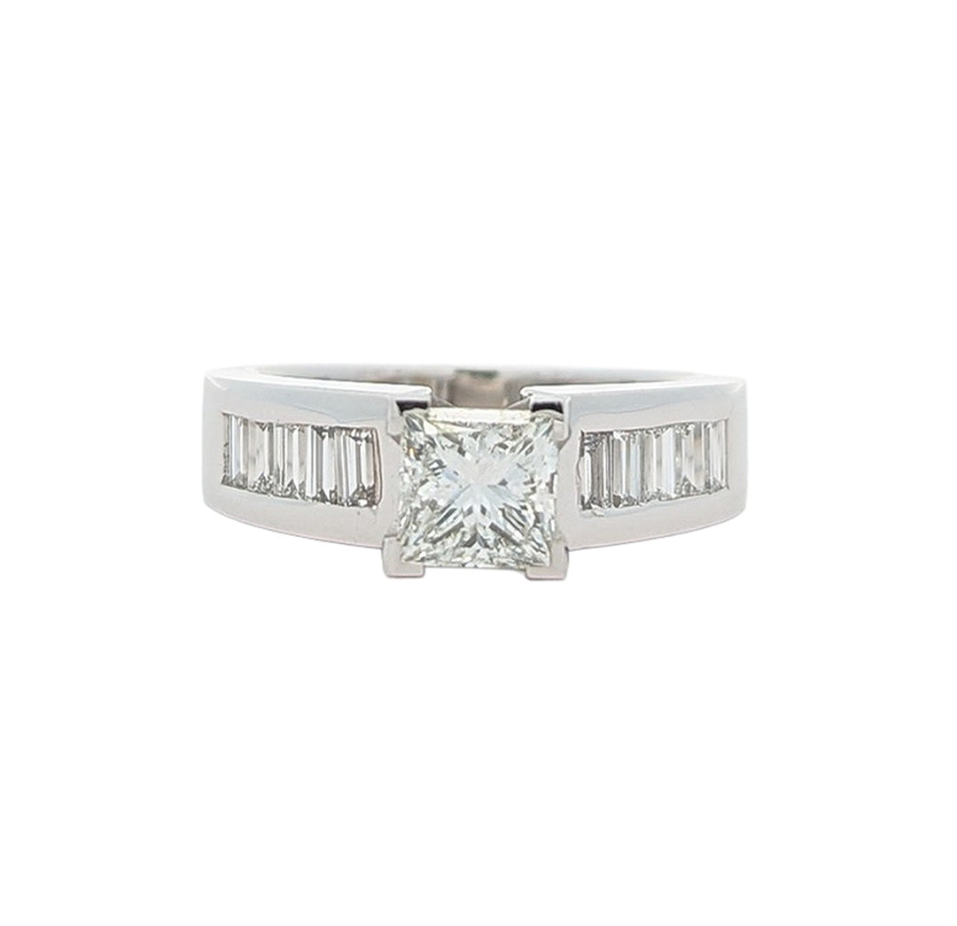 14KT White Gold 1.46ctw Diamond Engagement Ring