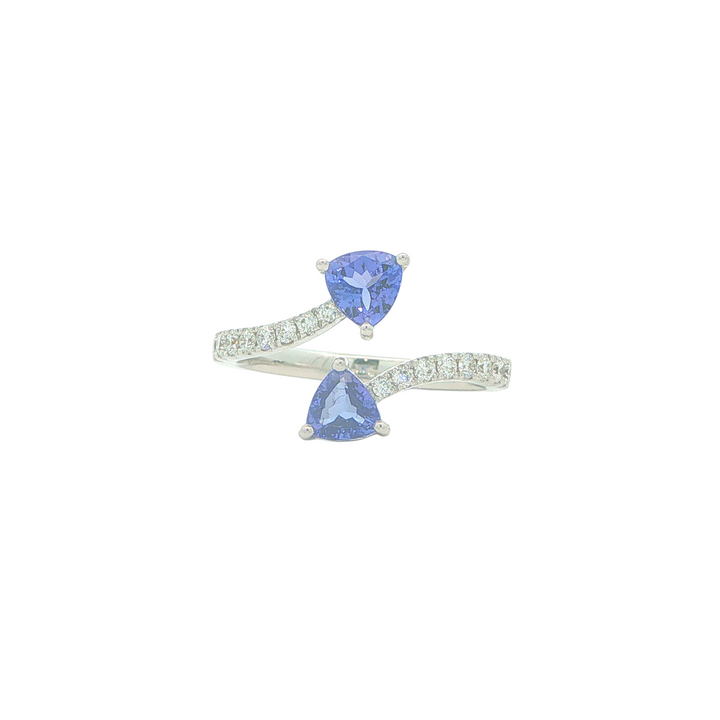 18KT White Gold Tanzanite and 0.24cttw Diamond Ring