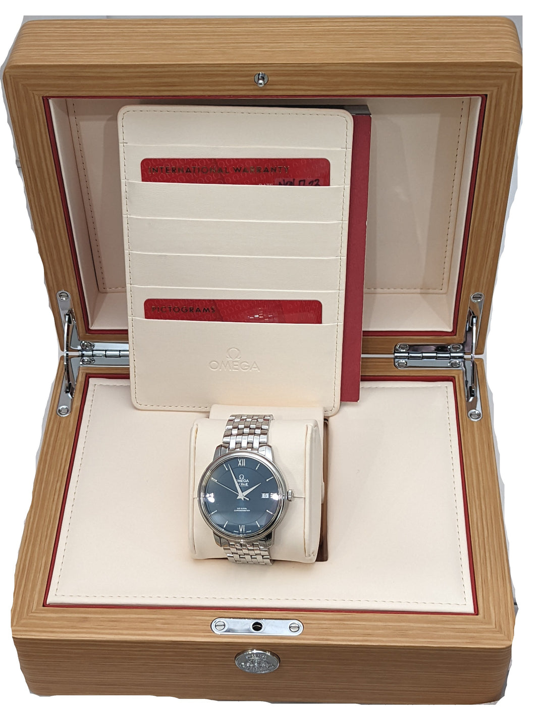 Omega DeVille Prestige Co-Axial 424.10.40.20.03.001 39.5mm 2023