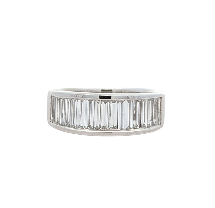 14KT White Gold 1.17ctw Diamond Estate Band