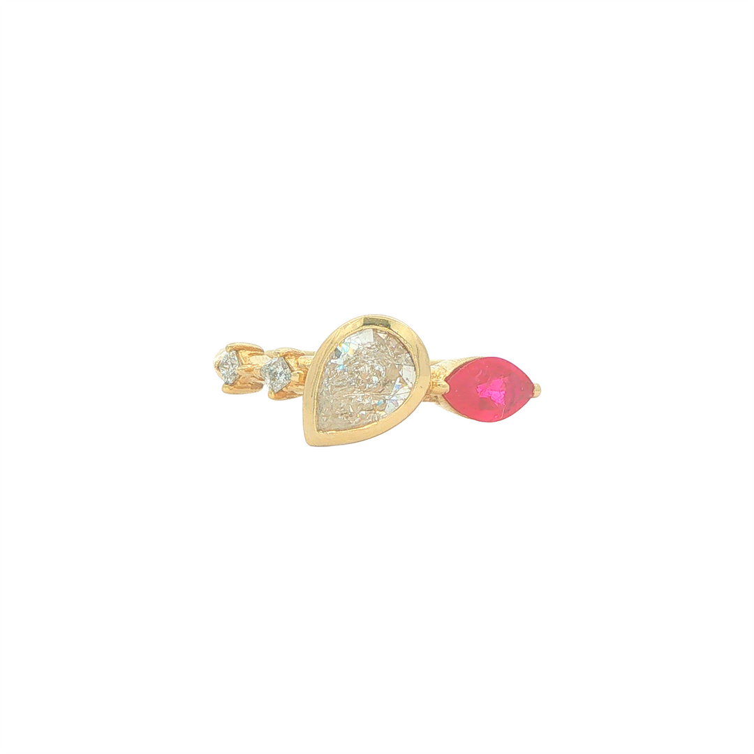 10KT Yellow Gold 0.80cttw Canadian Diamond and Ruby Ring