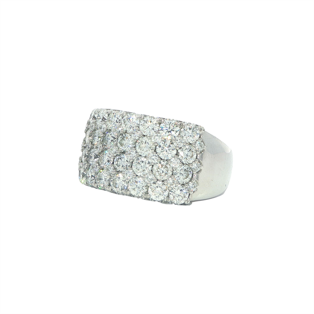 18K White Gold 5.00ctw Diamond Cluster Estate Band