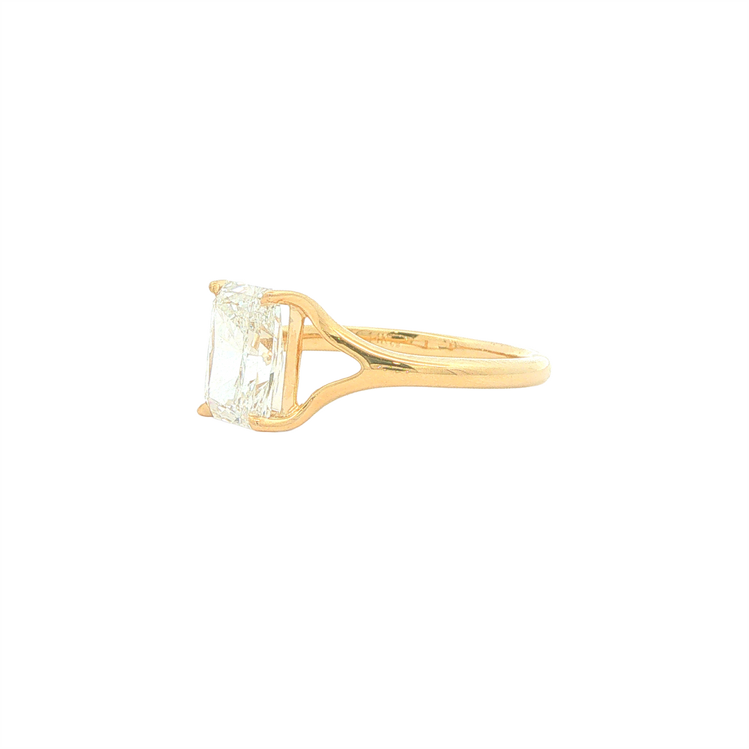14KT Yellow Gold 2.02ctw Lab Grown Radiant Cut Diamond Engagment Ring