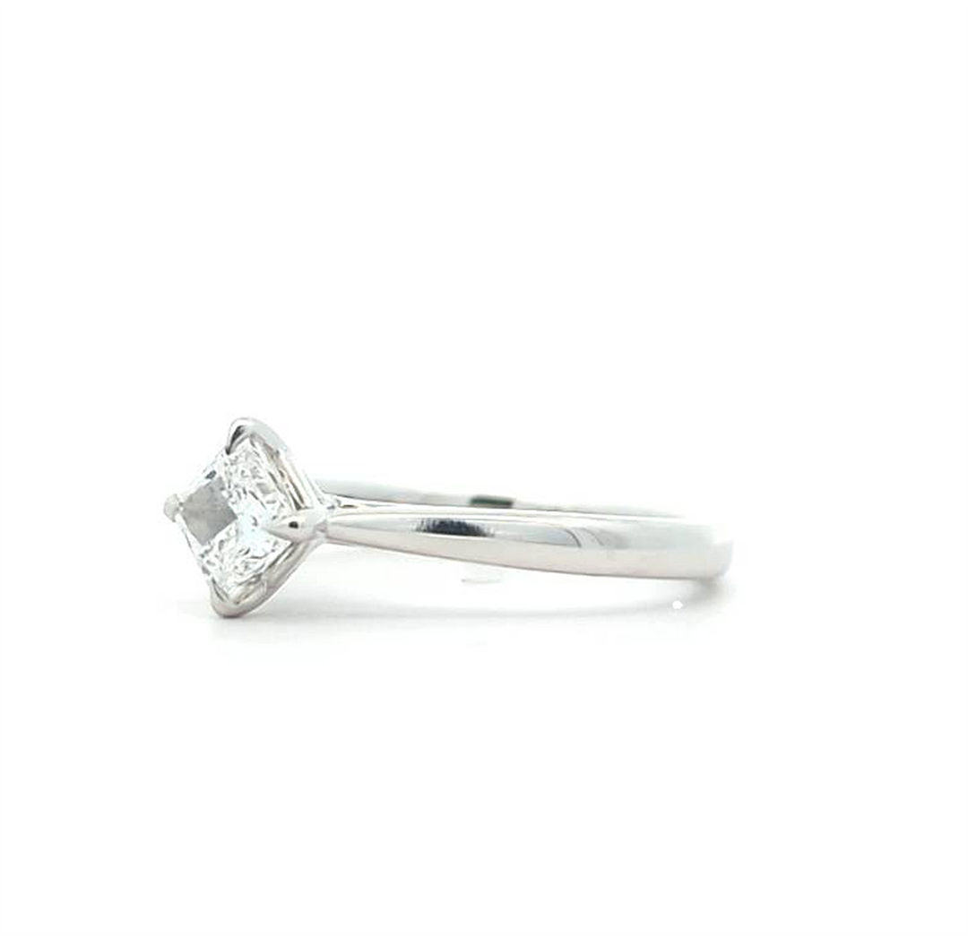 14KT White Gold 0.70ctw Diamond Solitaire Estate Engagement Ring
