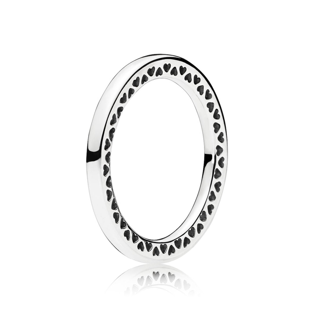 Ring in sterling silver with cut-out hearts