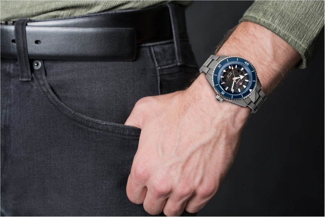 Captain Cook High-Tech Ceramic