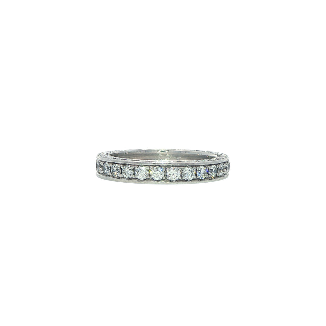 18KT White Gold 1.17ctw Diamond Estate Band