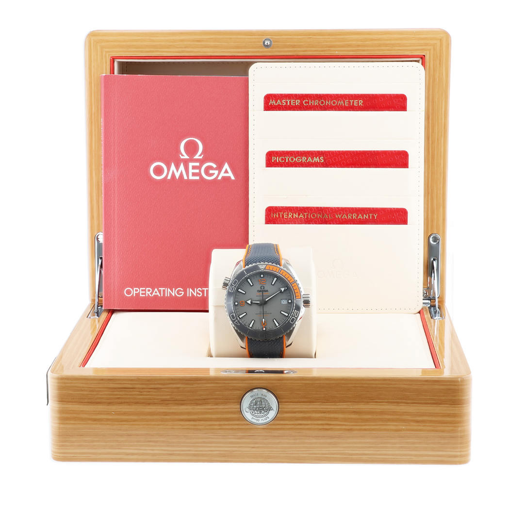 Omega Seamaster Planet Ocean 600m 215.92.44.21.99.001 43.5mm 2023