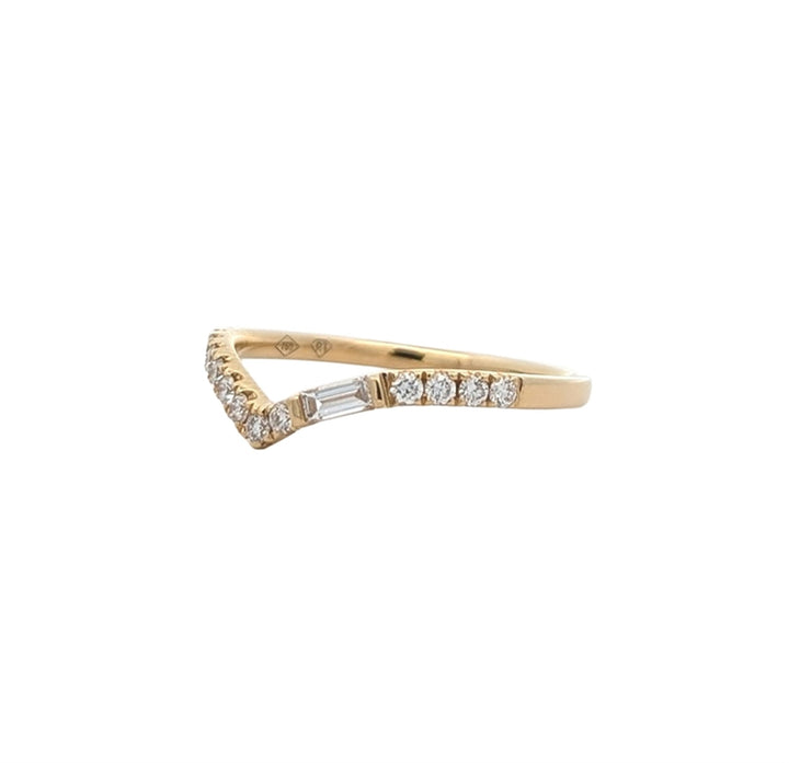 18KT Yellow Gold 0.26ctw Diamond Band