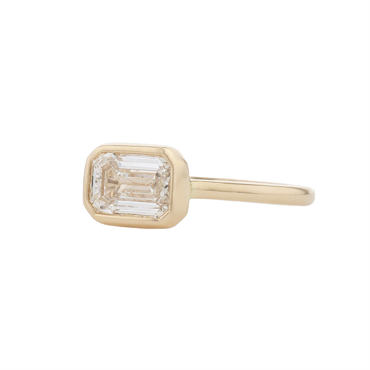 14KT Yellow Gold 2.01ct Lab Grown Emerald Cut Diamond Engagment Ring