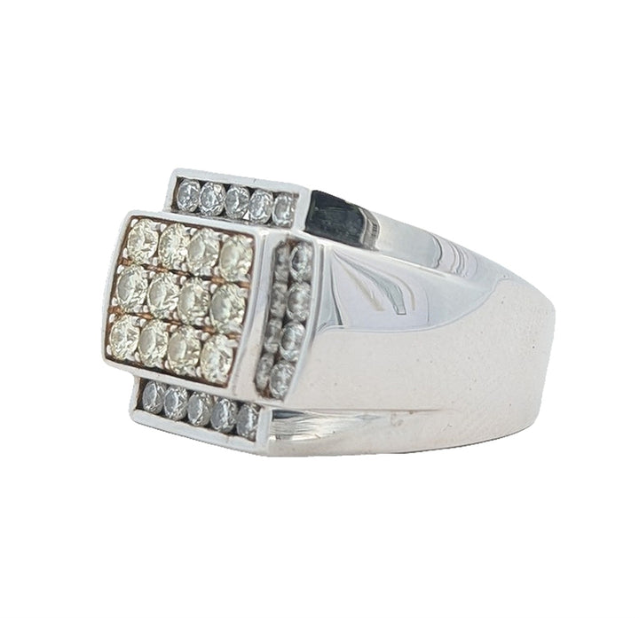 14KT White and Yellow Gold 1.77ctw Diamond Estate Cluster Ring
