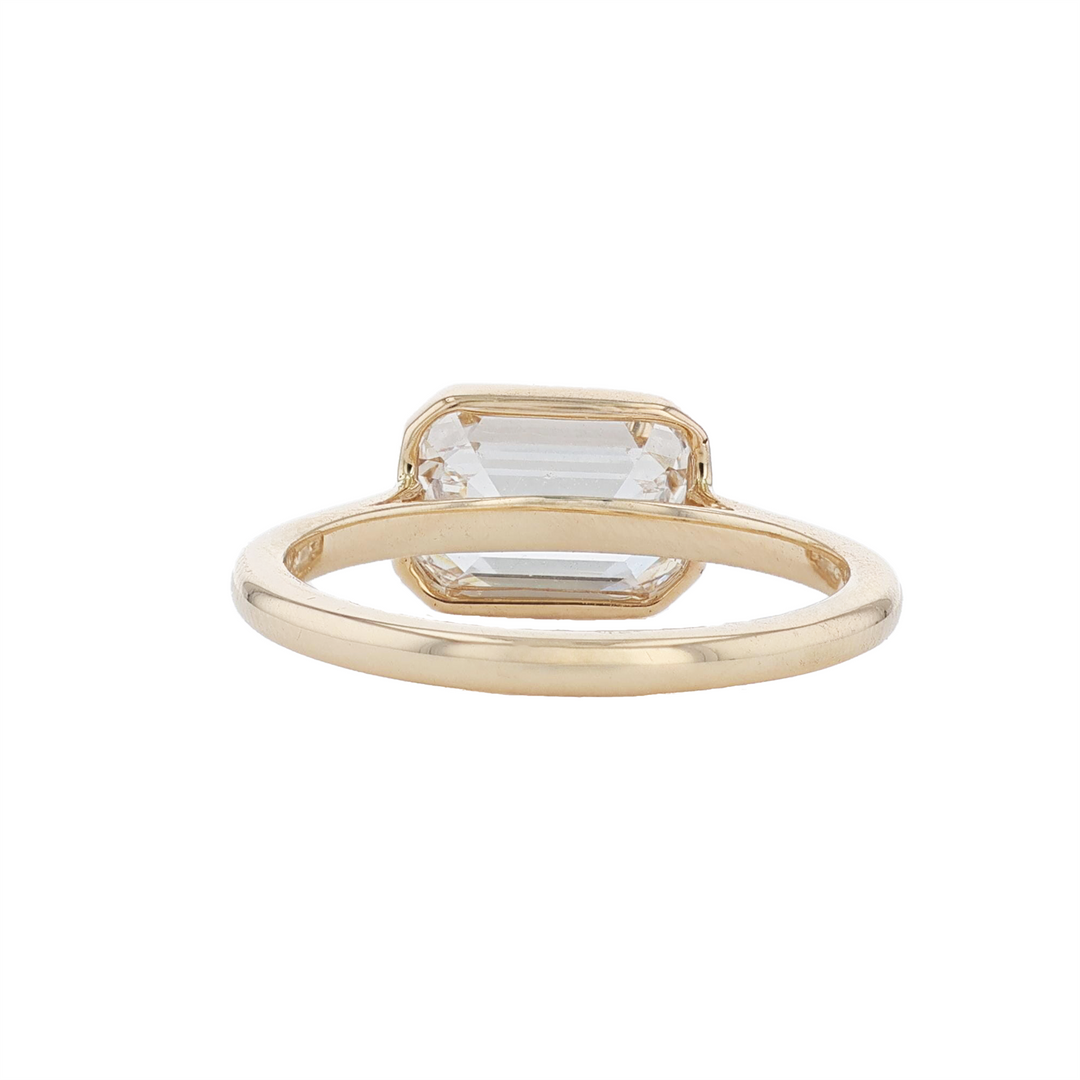 14KT Yellow Gold 2.01ct Lab Grown Emerald Cut Diamond Engagment Ring