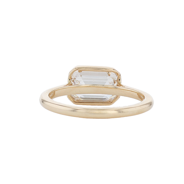 14KT Yellow Gold 2.01ct Lab Grown Emerald Cut Diamond Engagment Ring