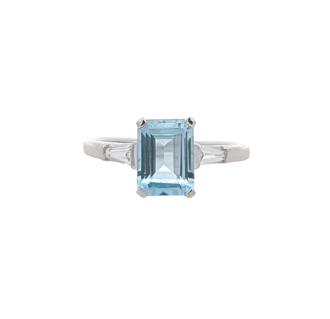 18K White Gold 0.13ctw Diamond Blue Topaz Ring