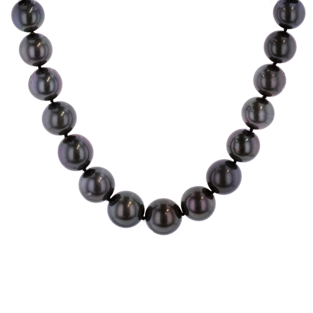 14KT White Gold Tahitian Pearl Necklace