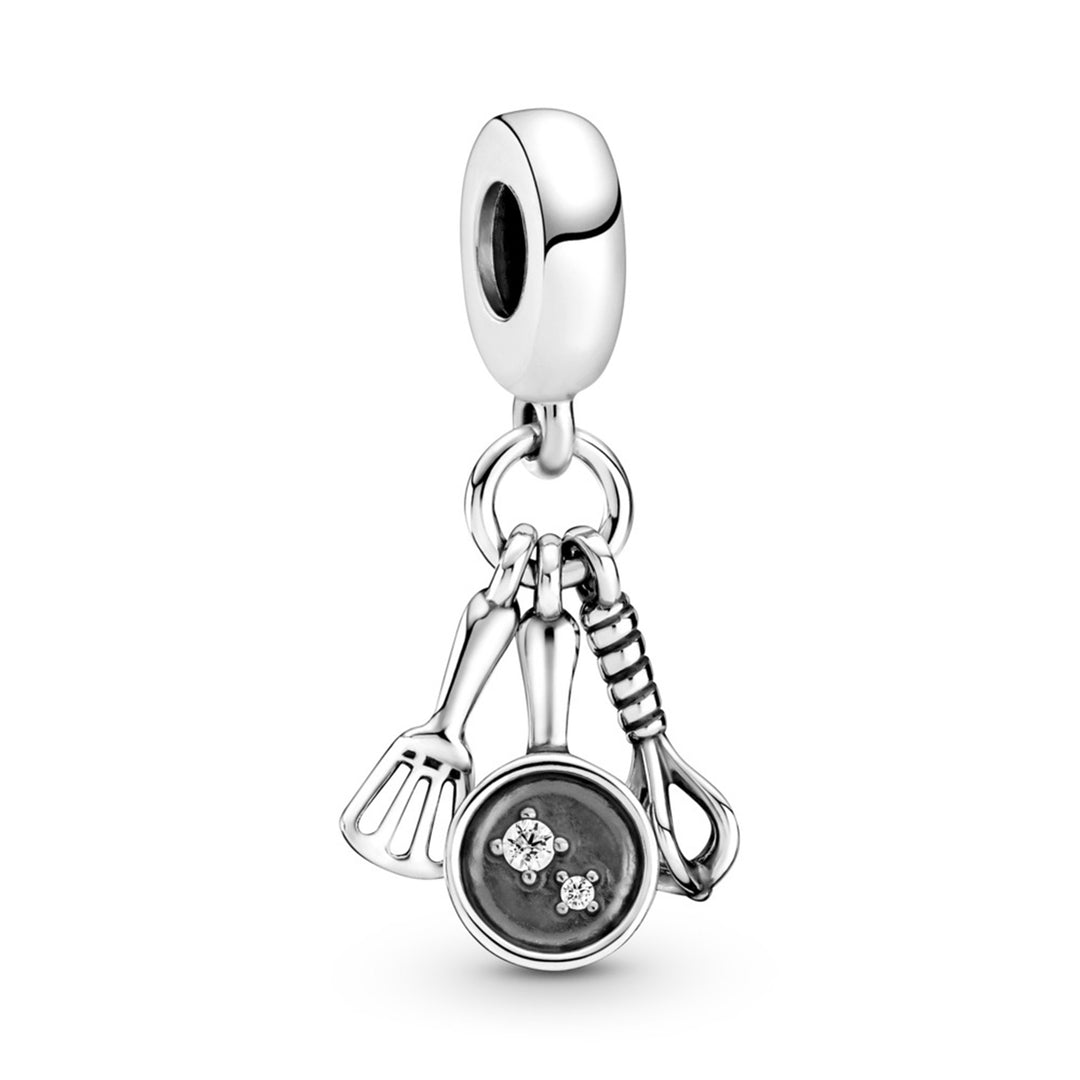 Spatula, frying pan and whisk sterling silver