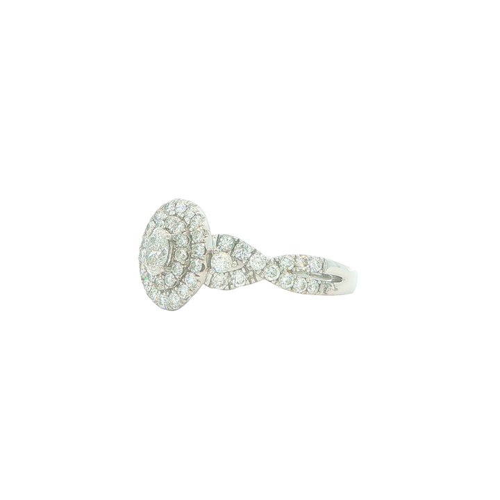 10KT White Gold 0.75cttw Diamond Engagment Ring    size 7.5