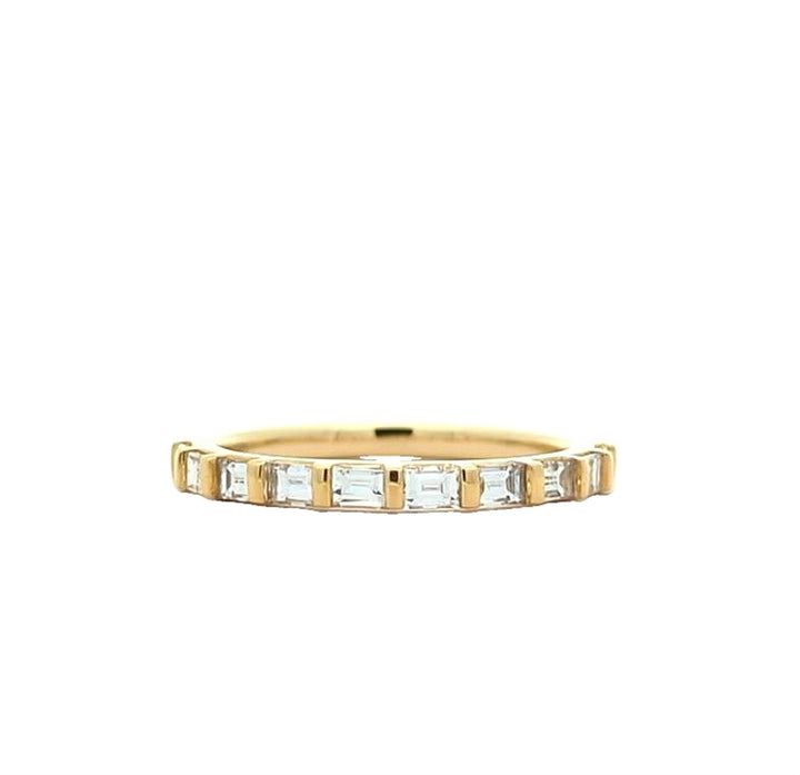18KT Yellow Gold 0.64ctw Diamond Band