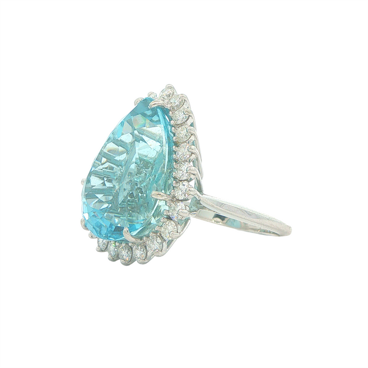 18K White Gold Aquamarine and 1.04tcw Diamond Ring