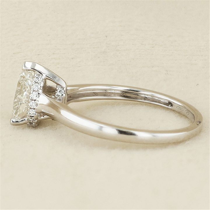 18KT White Gold 1.13ctw Diamond Engagement Ring