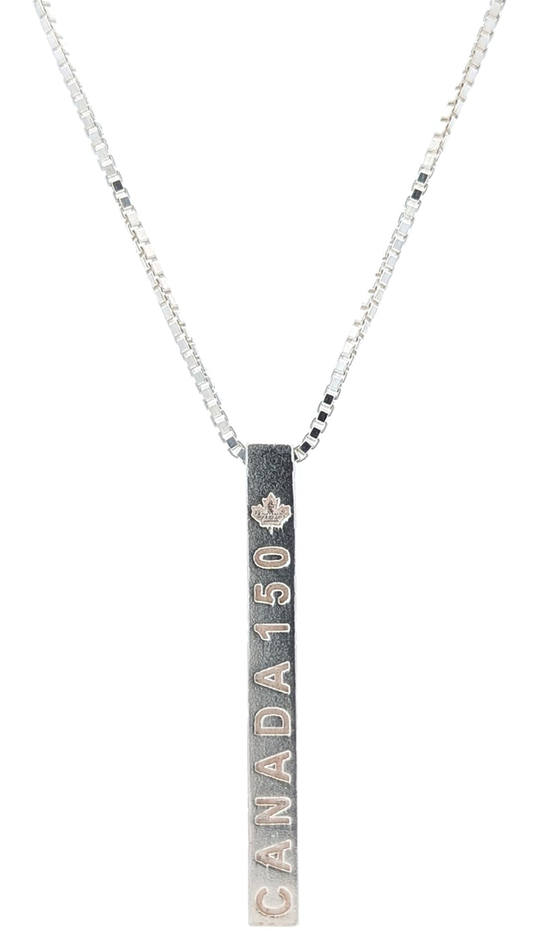 Sterling Silver Canada 150 with 20" Box Chain