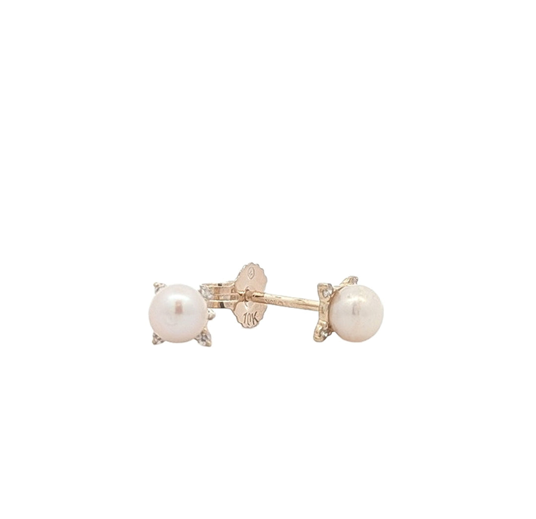 10KT Yellow Gold Pearl and 0.04ctw Diamond Stud Earrings