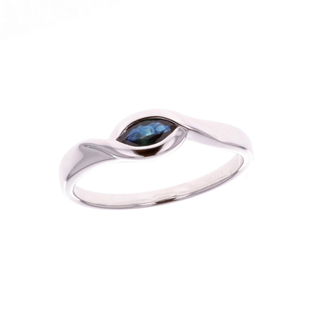 14KT White Gold Sapphire Ring
