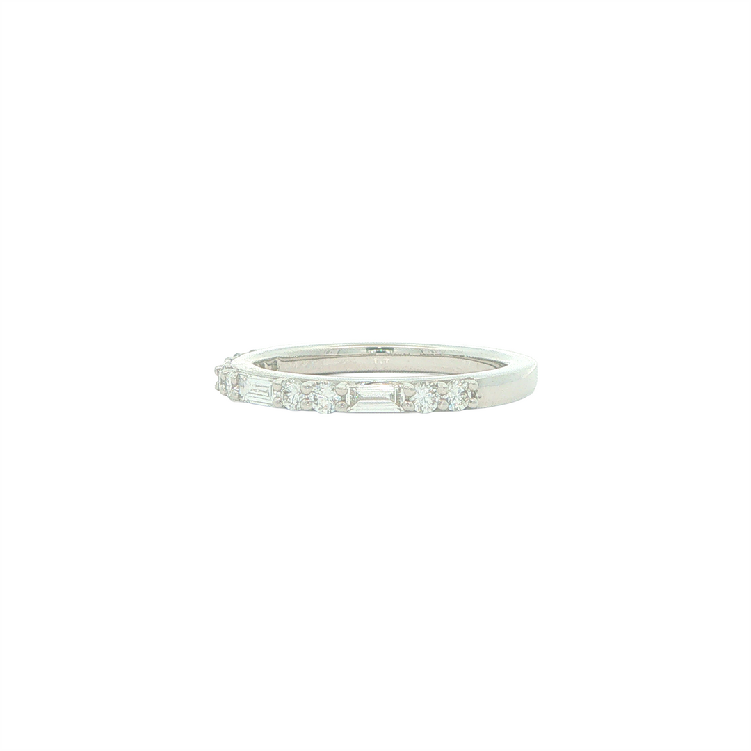 18KT White Gold 0.49cttw Diamond Band